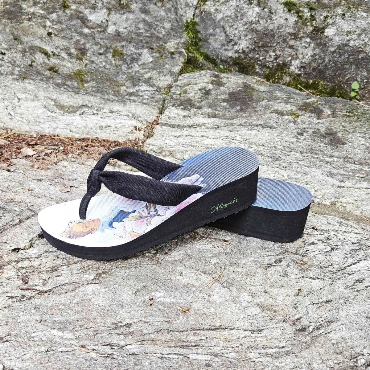 Oddlysocks Sandaler med kilklack | Karin Larsson - TJÅKKO