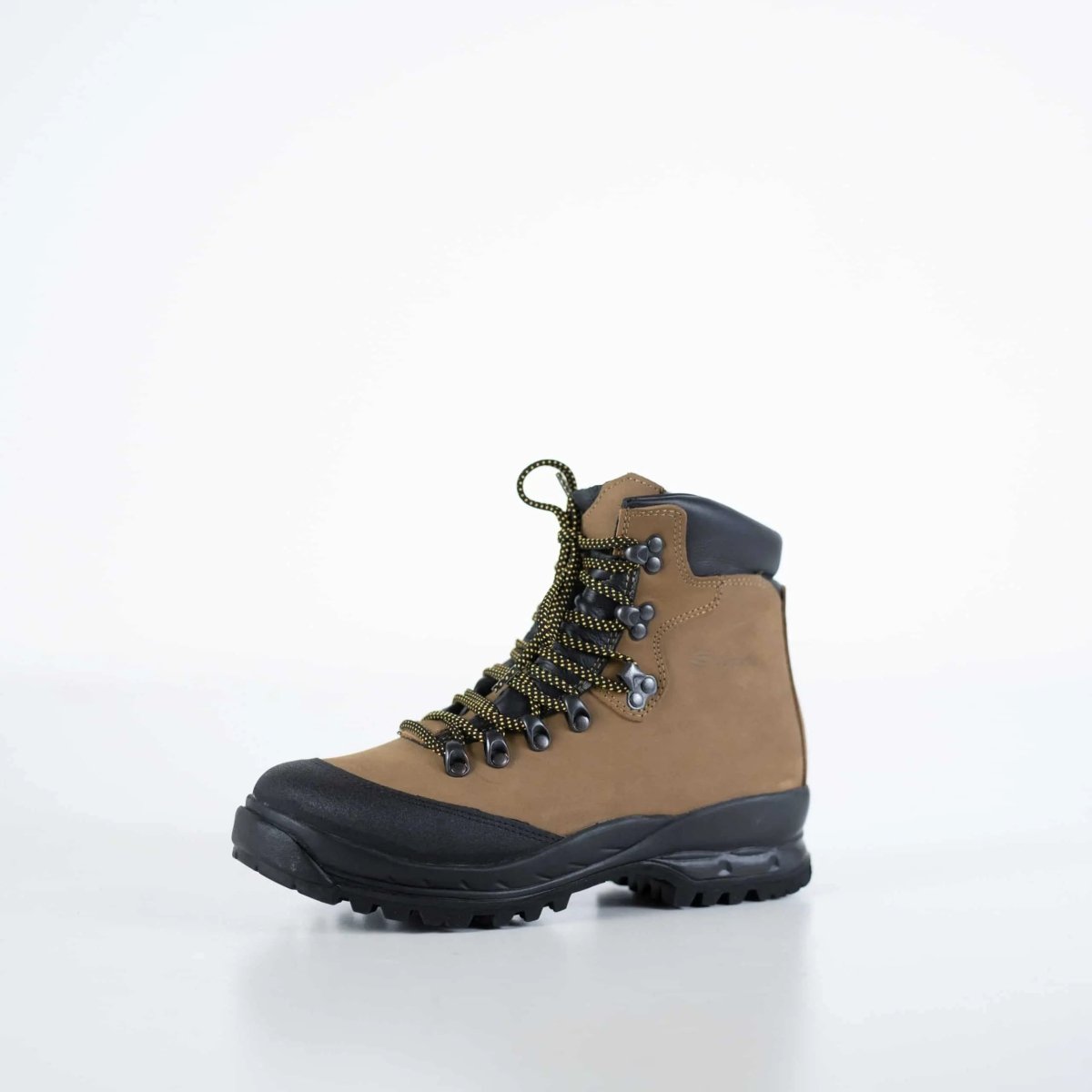 Samelin | TJÅKKO 553P Hiking Boots | Premium vandringskängor med Vibram - sula | Tundra - TJÅKKO