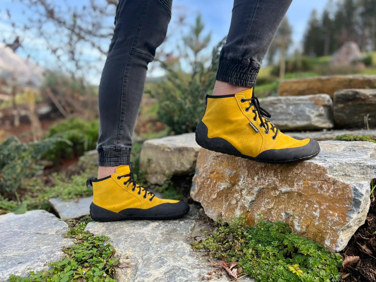 Saltic | Outdoor High | Mångsidiga outdoor-kängor för vår till höst Saltic TJÅKKO