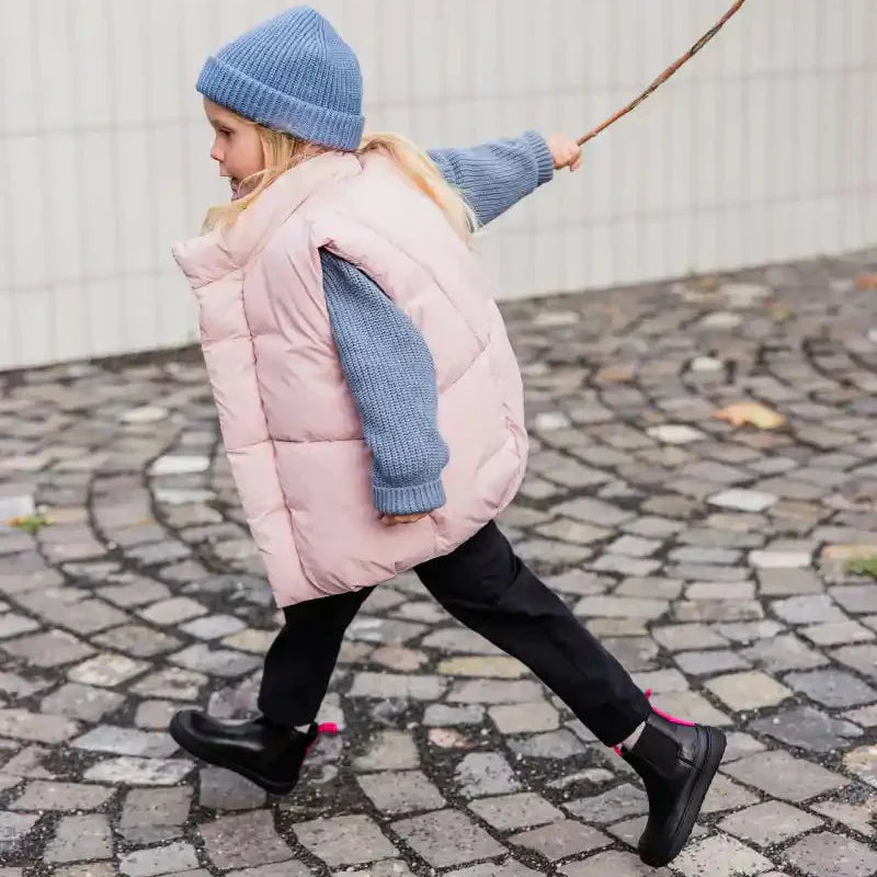 Barfotaskor till barn – välj rätt för hälsosamma fötter