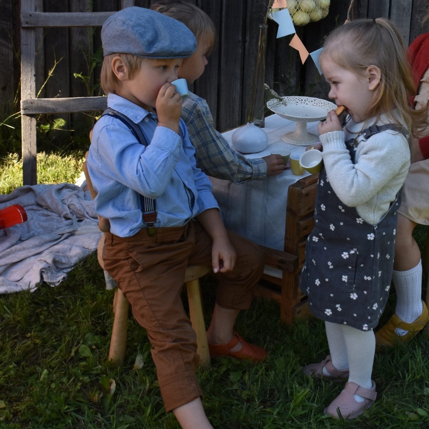 Lustig OmaKing TJÅKKO Shoes & Adventure