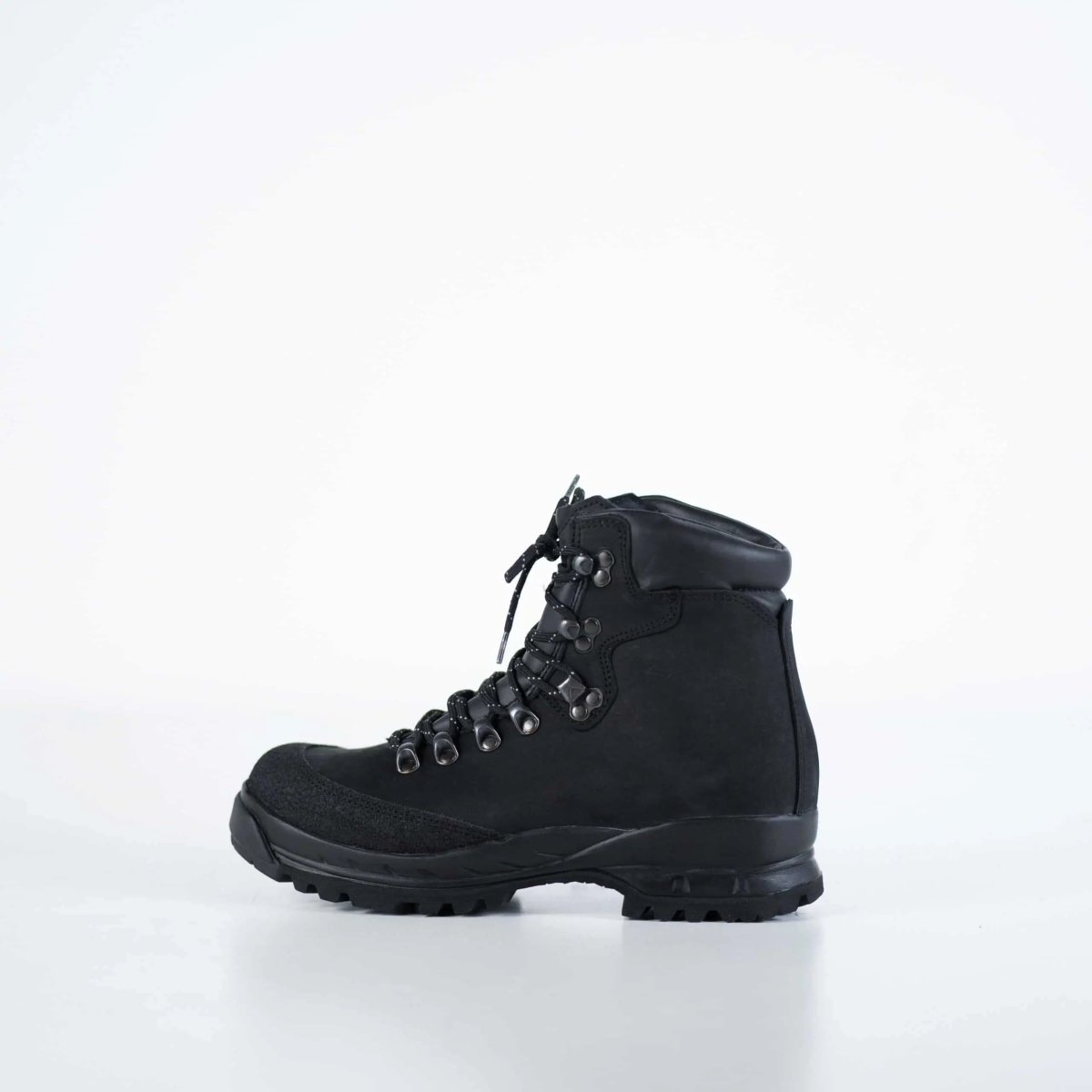 Samelin | TJÅKKO 553P Hiking Boots | Premium vandringskängor med Vibram - sula | Svart - TJÅKKO